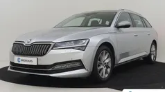 Grijs Gebruikt 2021 Skoda Superb Style Stationwagen | € 26.895 (Eerlijke prijs)