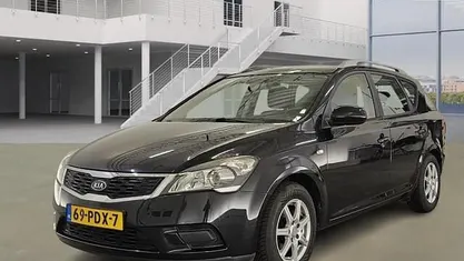 Gebruikt 2011 Kia Ceed Hatchback | € 3.899 (Eerlijke prijs)