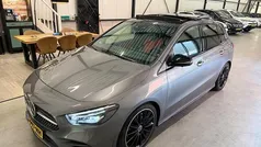 Grijs Gebruikt 2019 Mercedes B250 AMG MPV | € 29.999 (Super prijs)