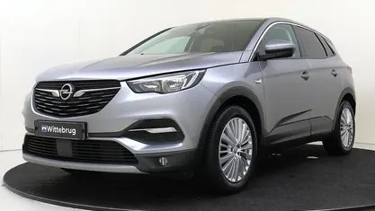 Grijs Occasion 2019 Opel Grandland X Innovation SUV | € 15.925 (Eerlijke prijs)