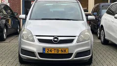 Grijs Gebruikt 2006 Opel Zafira Enjoy MPV | € 1.830 (Eerlijke prijs)