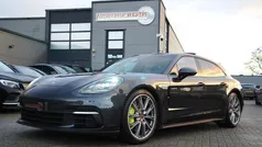 Grijs, metallic lak Gebruikt 2018 Porsche Panamera S E-Hybrid Sport Turismo Sedan | € 57.995 (Eerlijke prijs)