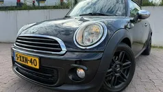Zwart, metallic lak Gebruikt 2013 Mini ONE Chili Hatchback | € 5.777 (Eerlijke prijs)