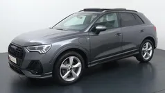 Grijs, metallic lak Gebruikt 2022 Audi Q3 Ambiente SUV | € 40.940 (Eerlijke prijs)