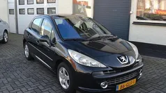 Zwart (metallic) Gebruikt 2008 Peugeot 207 Hatchback | € 1.975 (Eerlijke prijs)