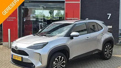Gebruikt 2024 Toyota Yaris Cross Edition SUV | € 27.900 (Eerlijke prijs)