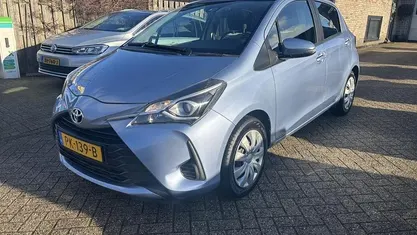 Occasion Toyota Yaris Comfort 112 PK (82 kW) 2017 Blauw Hatchback