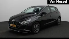 Phantom black Gebruikt 2024 Hyundai i20 Comfort Hatchback | € 19.940 (Eerlijke prijs)