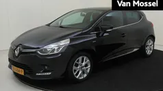 Zwart Gebruikt 2018 Renault Clio IV LIMITED Hatchback | € 10.935 (Eerlijke prijs)