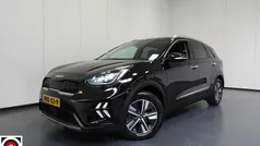 Zwart Gebruikt 2022 Kia Niro SUV | € 27.340 (Goede deal)