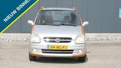 Grijs Gebruikt 2003 Opel Agila Njoy Hatchback | € 849 (Eerlijke prijs)