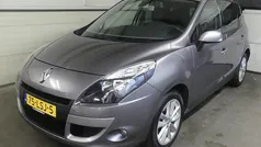 Gebruikt 2010 Renault Scénic III MPV | € 3.945 (Eerlijke prijs)