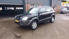 Zwart Gebruikt 2004 Hyundai Tucson Style SUV | € 2.400 (Eerlijke prijs)