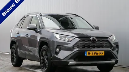 Grijs Gebruikt 2020 Toyota RAV4 SUV | € 28.950 (Eerlijke prijs)