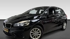 Zwart Gebruikt 2017 BMW 220 Executive Stationwagen | € 16.430 (Goede deal)