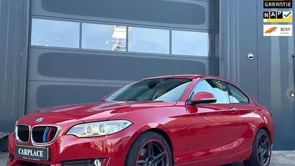 Rood Gebruikt 2015 BMW 220 Executive Coupé | € 14.950 (Super prijs)