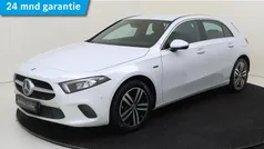 Wit Gebruikt 2021 Mercedes A250 Luxury Hatchback | € 28.945 (Eerlijke prijs)