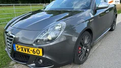 Grijs Gebruikt 2010 Alfa Romeo Giulietta Quadrifoglio Verde Hatchback | € 10.450 (Eerlijke prijs)