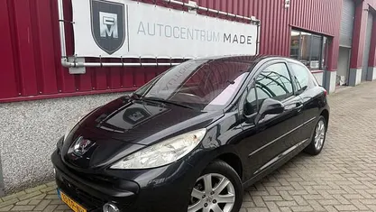 Occasion 2007 Peugeot 207 Hatchback | € 1.499 (Eerlijke prijs)