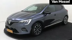 Gebruikt 2022 Renault Clio V Zen Hatchback | € 16.940 (Eerlijke prijs)