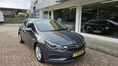 Grijs Gebruikt 2016 Opel Astra Hatchback | € 7.950 (Super prijs)