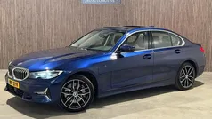Blauw Gebruikt 2020 BMW 330 Sedan | € 30.950 (Eerlijke prijs)