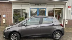 Grijs Gebruikt 2016 Toyota Yaris Trend Hatchback | € 11.775 (Eerlijke prijs)