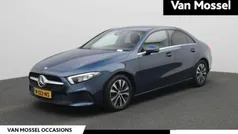 Blauw Gebruikt 2020 Mercedes A200 Business Sedan | € 24.945 (Goede deal)