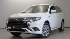 Gebruikt 2020 Mitsubishi Outlander P-HEV SUV | € 21.500 (Goede deal)