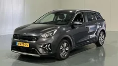 Grijs Gebruikt 2020 Kia Niro SUV | € 19.700 (Eerlijke prijs)