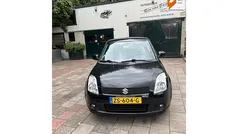 Zwart Gebruikt 2010 Suzuki Swift Exclusive Hatchback | € 4.750 (Eerlijke prijs)