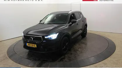 Gebruikt 2022 Volvo XC40 Core SUV | € 29.440 (Goede deal)