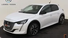 Wit Gebruikt 2020 Peugeot e-208 Allure Hatchback | € 17.990 (Eerlijke prijs)