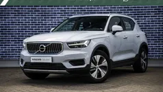 Grijs Gebruikt 2021 Volvo XC40 Inscription SUV | € 31.399 (Super prijs)