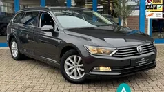 Grijs, metallic lak Gebruikt 2017 VW Passat Highline Stationwagen | € 18.950 (Eerlijke prijs)