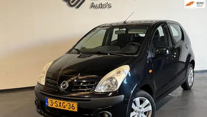 Zwart Gebruikt 2013 Nissan Pixo S Hatchback | € 3.750 (Eerlijke prijs)