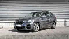 Mineralgrau metallic (grijs metallic) Gebruikt 2022 BMW X1 M Sport SUV | € 34.900 (Eerlijke prijs)