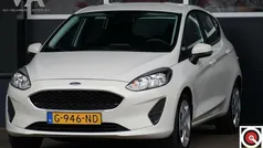 Wit, metallic lak Gebruikt 2019 Ford Fiesta Trend Hatchback | € 11.450 (Eerlijke prijs)