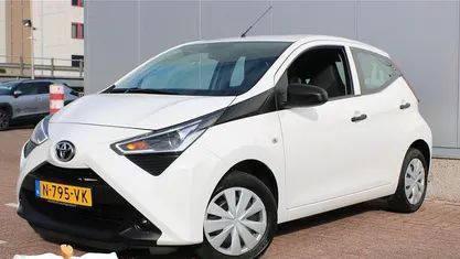 Gebruikt 2022 Toyota Aygo Hatchback | € 11.950 (Eerlijke prijs)