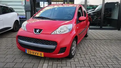 Occasion 2011 Peugeot 107 Hatchback | € 5.350 (Eerlijke prijs)