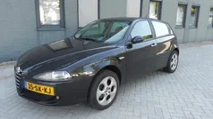 Zwart Gebruikt 2006 Alfa Romeo 147 Distinctive Hatchback | € 700 (Super prijs)