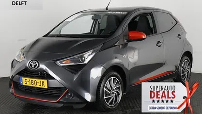 Gebruikt 2021 Toyota Aygo X-play Hatchback | € 13.990 (Eerlijke prijs)