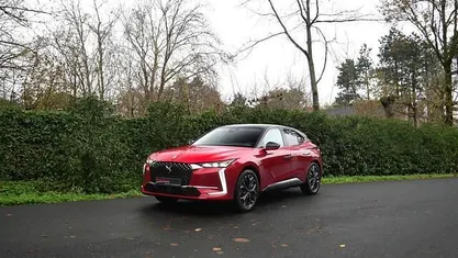 Rood Gebruikt 2024 DS Automobiles DS4 Rivoli Sedan | € 29.950 (Eerlijke prijs)