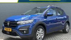 Blauw Gebruikt 2022 Dacia Sandero Comfort Hatchback | € 17.235 (Eerlijke prijs)