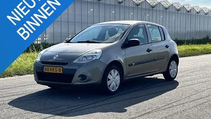 Occasion Renault Clio II 75 PK (55 kW) 2010 Hatchback