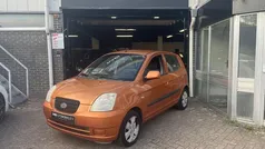 Oranje Gebruikt 2005 Kia Picanto Hatchback | € 1.199 (Eerlijke prijs)