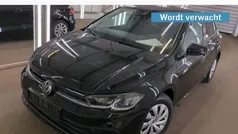 Zwart Gebruikt 2022 VW Polo Life Hatchback | € 23.849 (Eerlijke prijs)