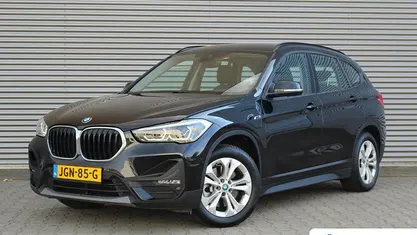 Zwart Gebruikt 2022 BMW X1 Executive SUV | € 25.895 (Super prijs)