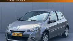 Grijs Gebruikt 2009 Renault Clio II Dynamique Hatchback | € 2.250 (Eerlijke prijs)
