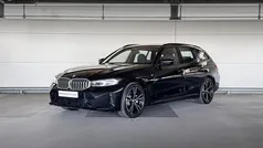 Zwart Gebruikt 2024 BMW 330 M Sport Stationwagen | € 48.900 (Eerlijke prijs)